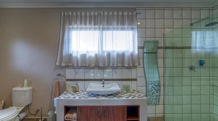 Khoi-Khoi Guesthouse