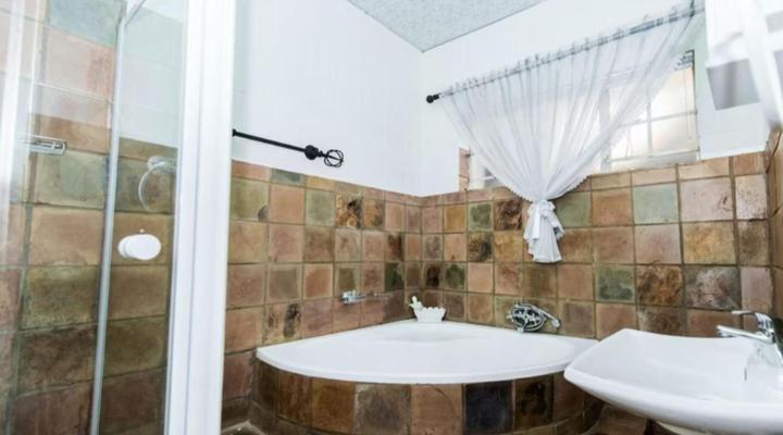 La Fleur Guesthouse & Garden Venue