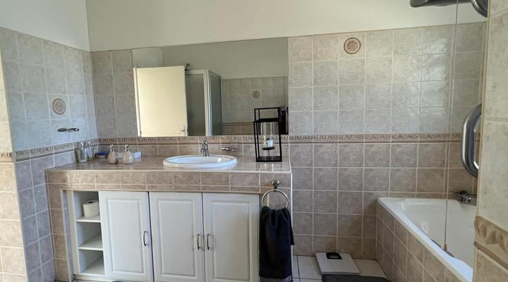 Sizanazo Guest House