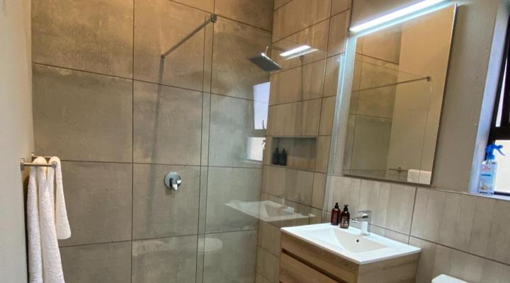 Khululeka Safaris Lodge