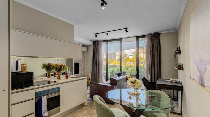 Unit 2008 Ellipse Waterfall