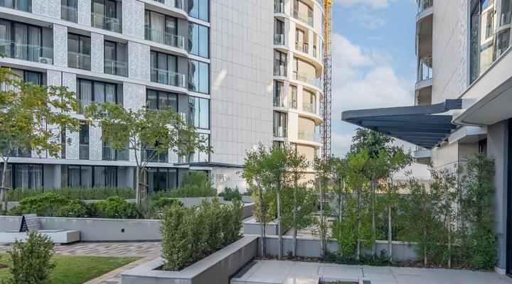 Unit 2008 Ellipse Waterfall