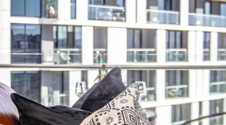 Unit 2008 Ellipse Waterfall