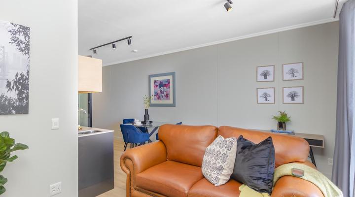 Unit 2008 Ellipse Waterfall