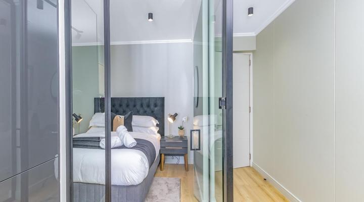 Unit 2008 Ellipse Waterfall