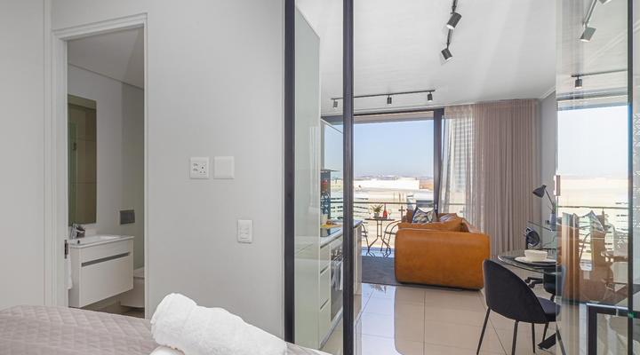 Unit 2008 Ellipse Waterfall