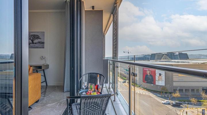 Unit 2008 Ellipse Waterfall