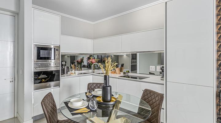 Unit 2008 Ellipse Waterfall