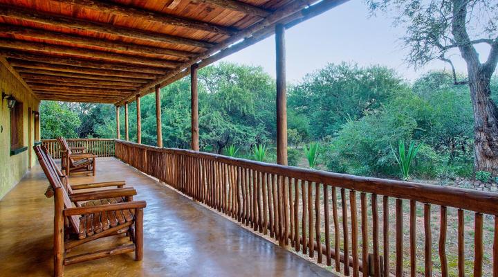 Kubu Safari Lodge