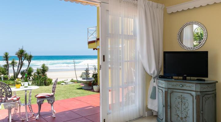 Haus am Strand - on the Beach