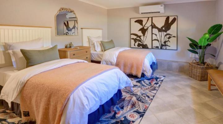 Almond Valley Manor & Cottages