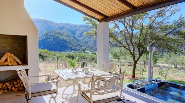 Almond Valley Manor & Cottages