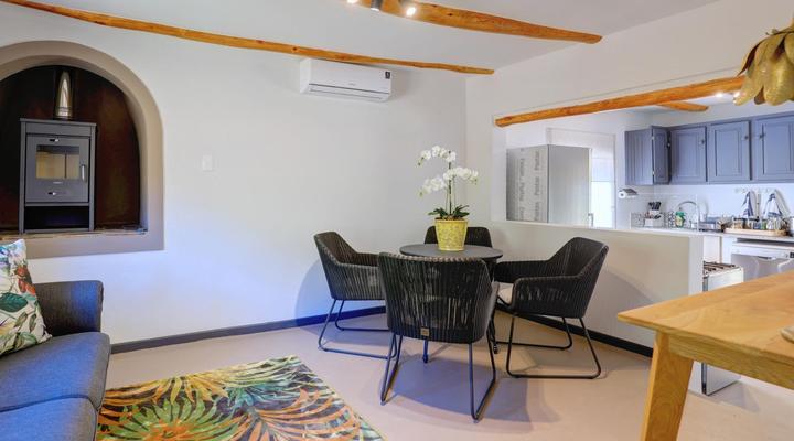 Almond Valley Manor & Cottages