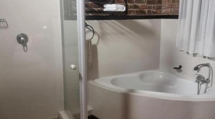 Sundowners Game Lodge