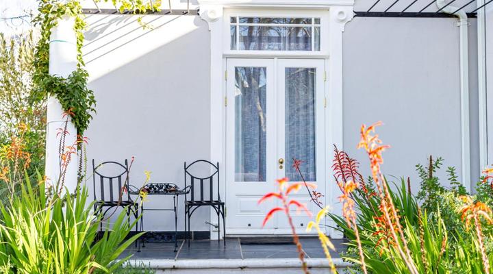 Banhoek Corner Guesthouse