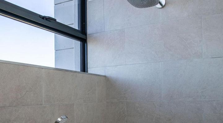 Hilltop Bayview Luxury Apartments