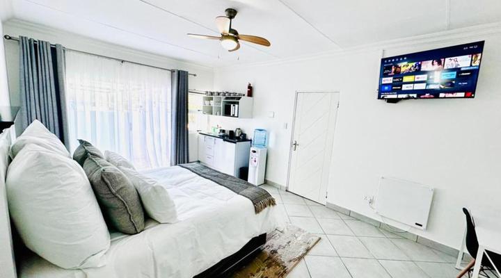 C and C Hotel Vibes JHB Ferndale