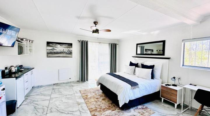 C and C Hotel Vibes JHB Ferndale