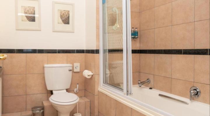 The Bantry Aparthotel