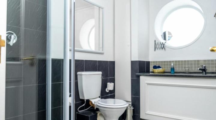 The Bantry Aparthotel