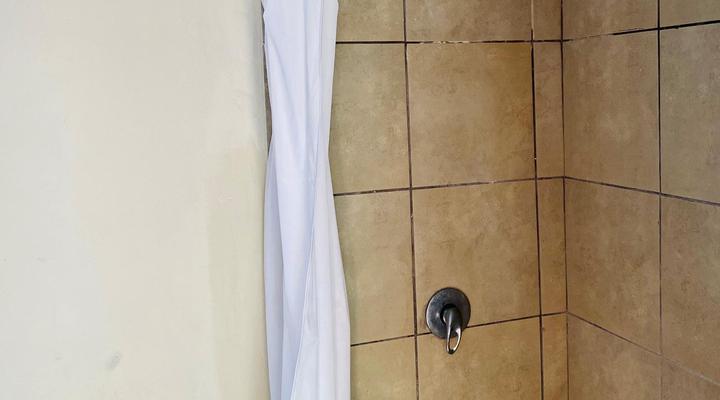 Le Lieu Accommodation