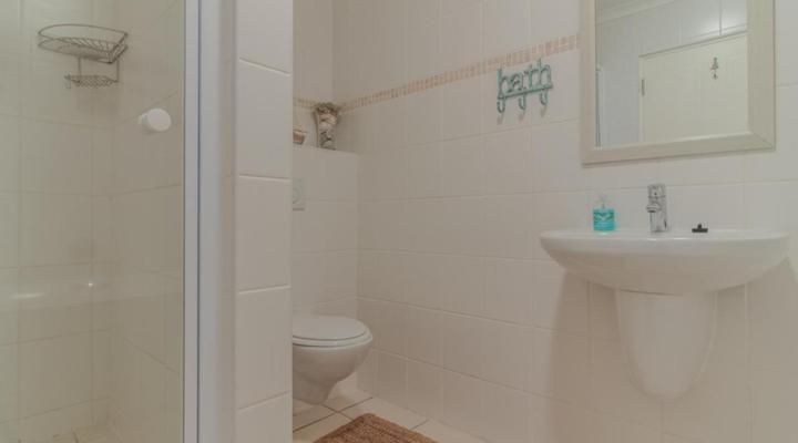 The Tides Struisbaai