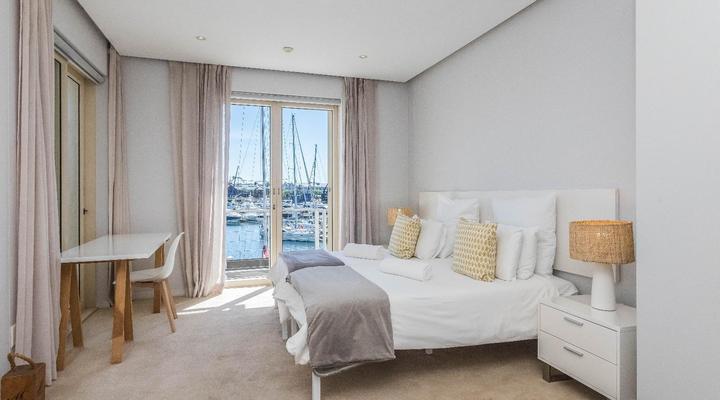 Mountain Marina Luxury Apartments