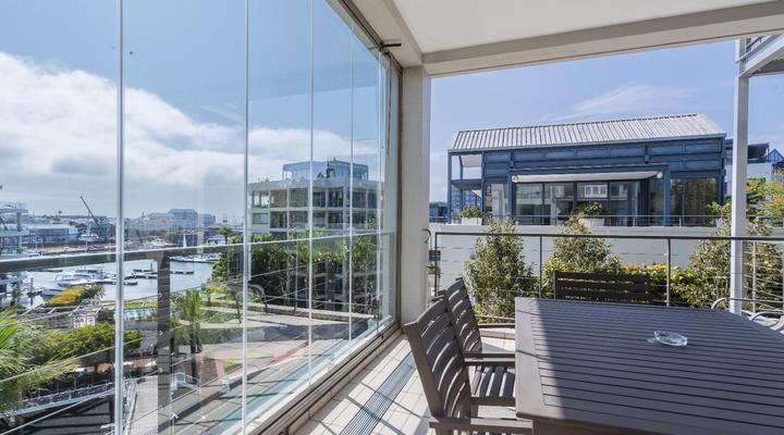 Mountain Marina Luxury Apartments