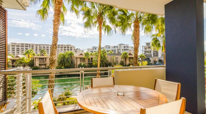 Mountain Marina Luxury Apartments