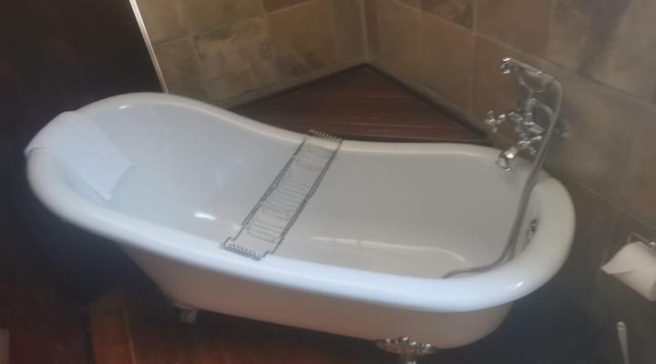 Tom's Place Guesthouse