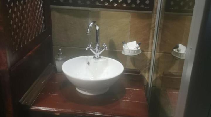 Tom's Place Guesthouse