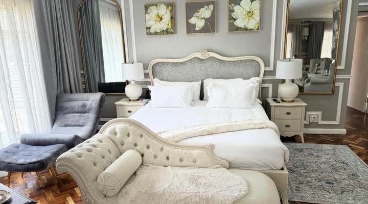 C'est La Vie Boutique Hotel