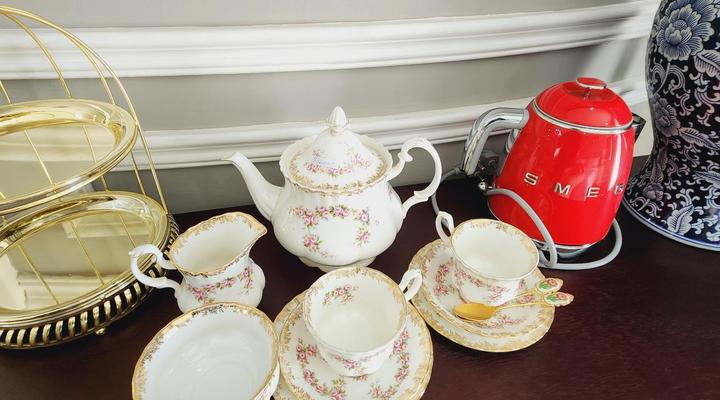 C'est La Vie Boutique Hotel