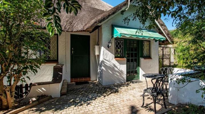 Inn Afrika Bed and Breakfast