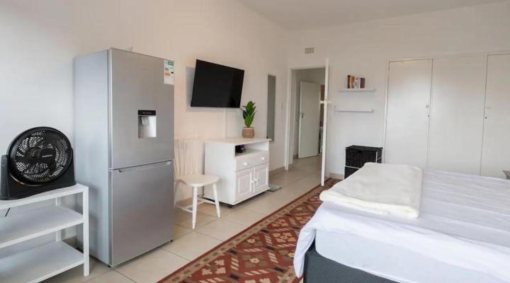 Lovely 3 Bedroom Unit Sandton