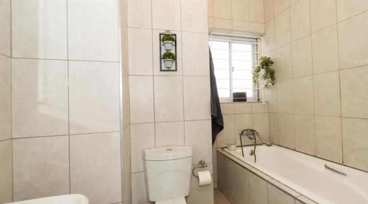 Lovely 3 Bedroom Unit Sandton