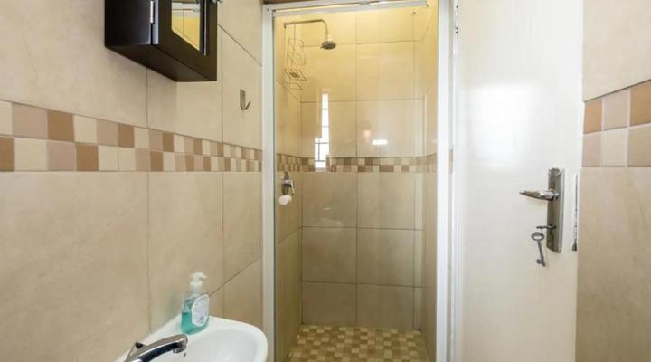 Lovely 3 Bedroom Unit Sandton