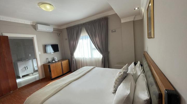 Ngwenya Hotel and Conference Centre