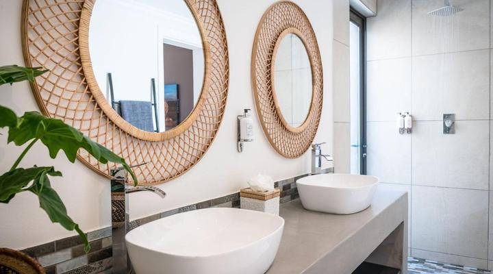 Safari Moon Luxury Bush Lodge