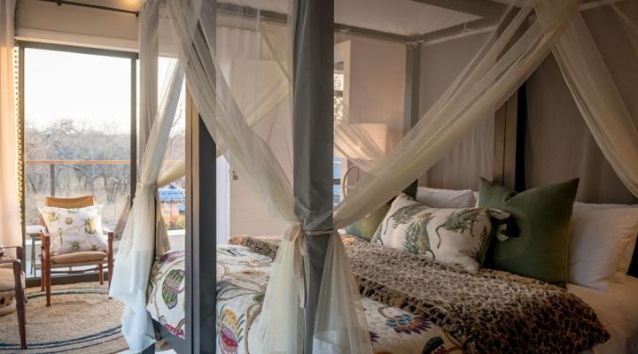 Safari Moon Luxury Bush Lodge