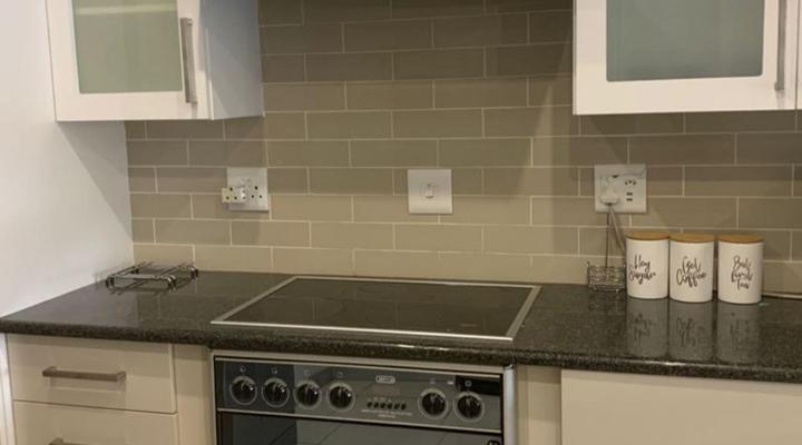 Sunninghill Luxury Spacious Executive Penthouse