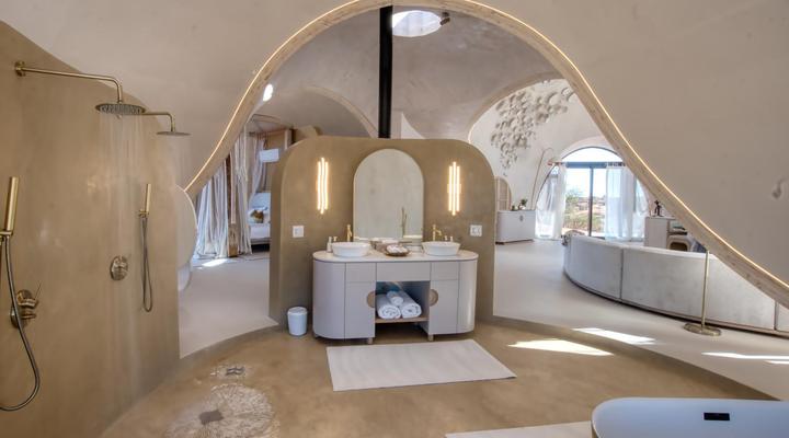 Reverie Kalahari Pod, Gondwana Collection