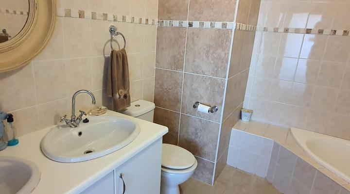 West End Guest House - Jeffreys Bay