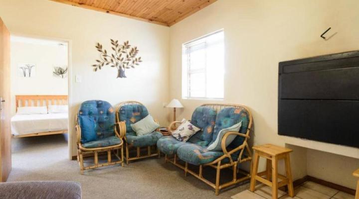 Albatross Beach Guest House - Barbier's Bliss