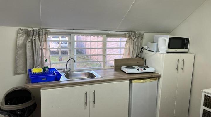 Albatross Beach Guest House - Barbier's Bliss