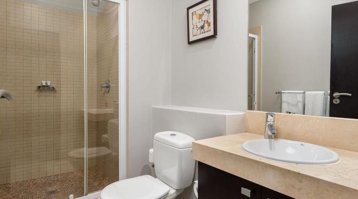 Home From Home - Icon Luxury Apartments