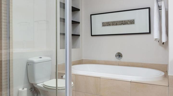 Home From Home - Icon Luxury Apartments