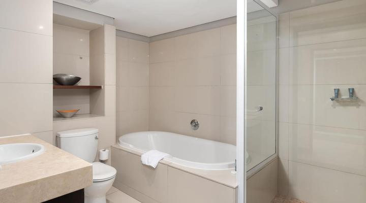 Home From Home - Icon Luxury Apartments