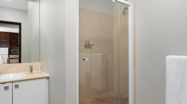 Home From Home - Icon Luxury Apartments