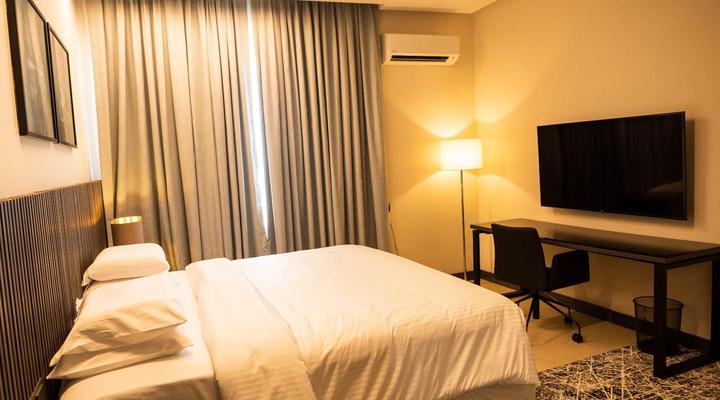 Albergo Hotel and suites